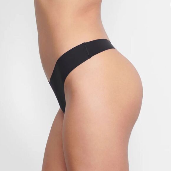 SKIMS NAKED DIPPED THONG ONYX M NWT IN PACKAGING - Picture 3 of 6